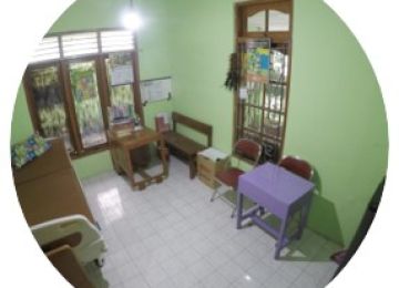 Ruang UKS dengan Fasilitas Lengkap
